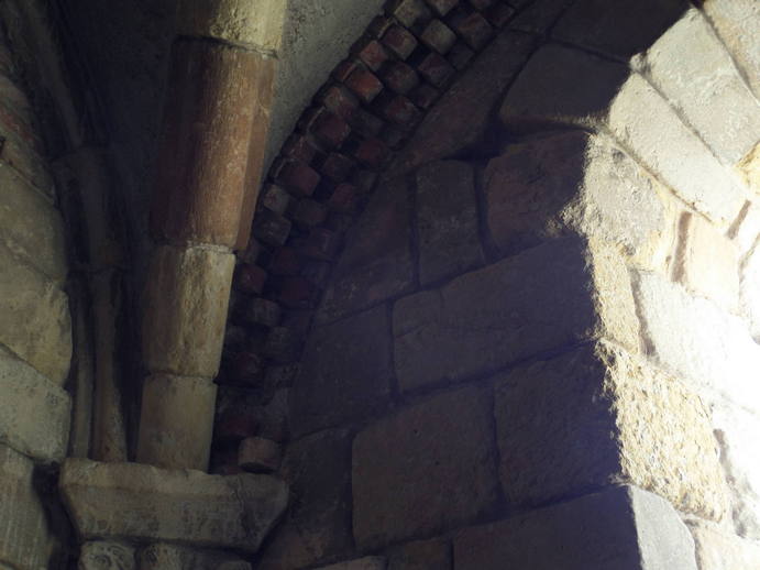 detail of a brick archway.